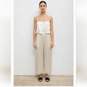 Leset Barb Lace Crop Pant